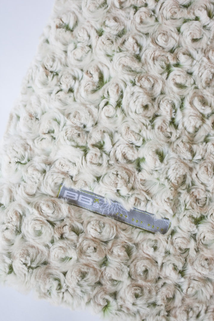 Bed of Roses Pet Blanket BB's Jet Set Home